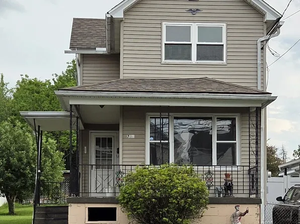 709 E Scott St, Olyphant, PA 18447