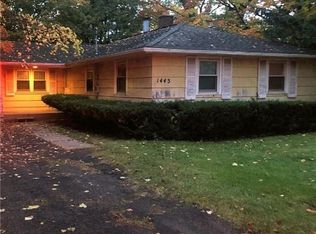 1443 Ridge Rd, Ontario, NY 14519