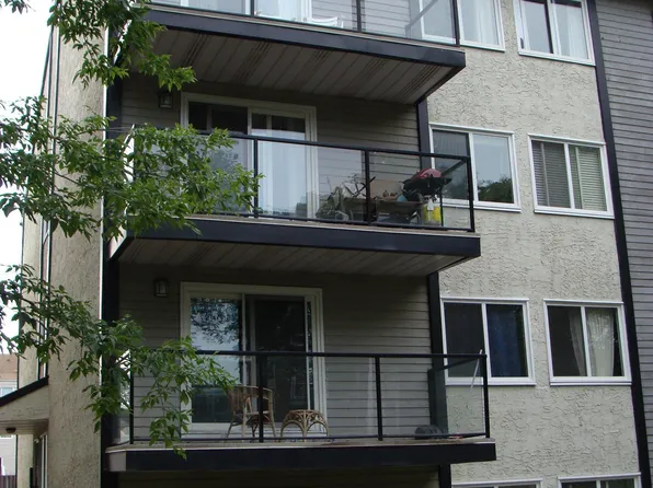 10326 117th St NW #401, Edmonton, AB T5K 1X8