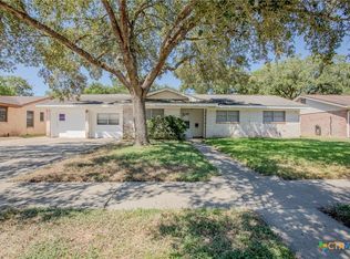3402 Erwin Ave, Victoria, TX 77901