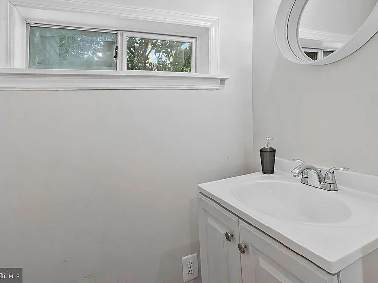 508 Cording Ave — Photo 20