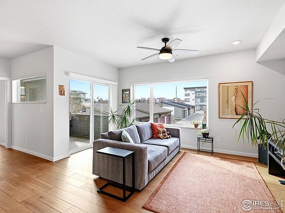 3rd image of 1316 Snowberry Ln #202