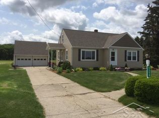 9258 E Curtis Rd, Frankenmuth, MI 48734