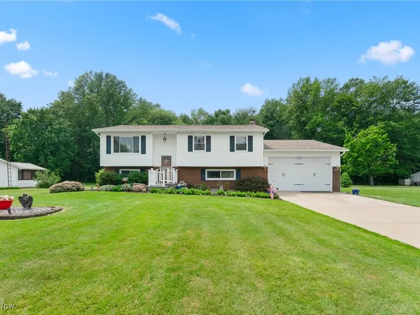 2670 Lydia Dr SW, Warren, OH 44481