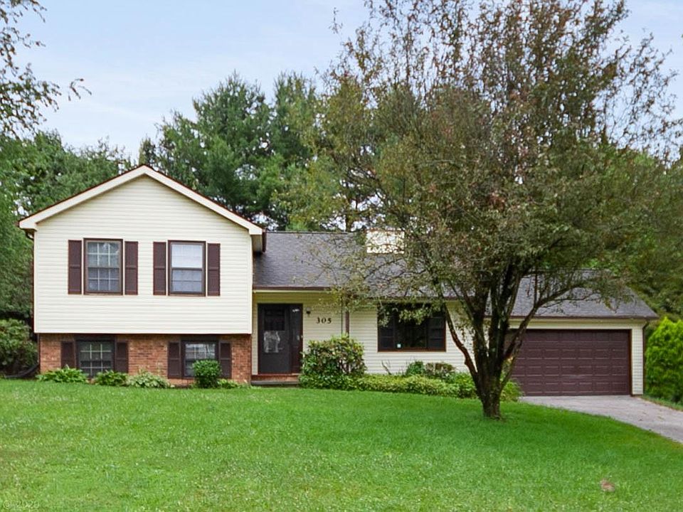 1st image of 305 Cherokee Dr