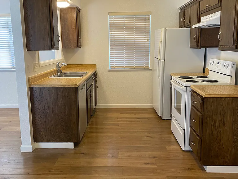 143 La Mancha Dr — Photo 9