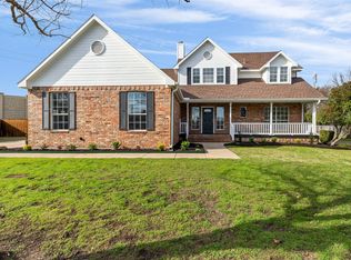 4 Rushing Creek Ct, Trophy Club, TX 76262