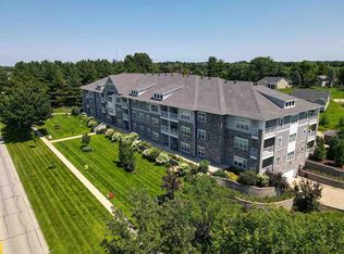 260 N Scott Blvd UNIT 104, Iowa City, IA 52245