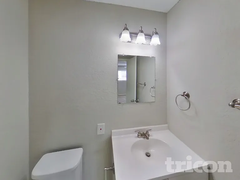 824 Hollow Creek Rd — Photo 11
