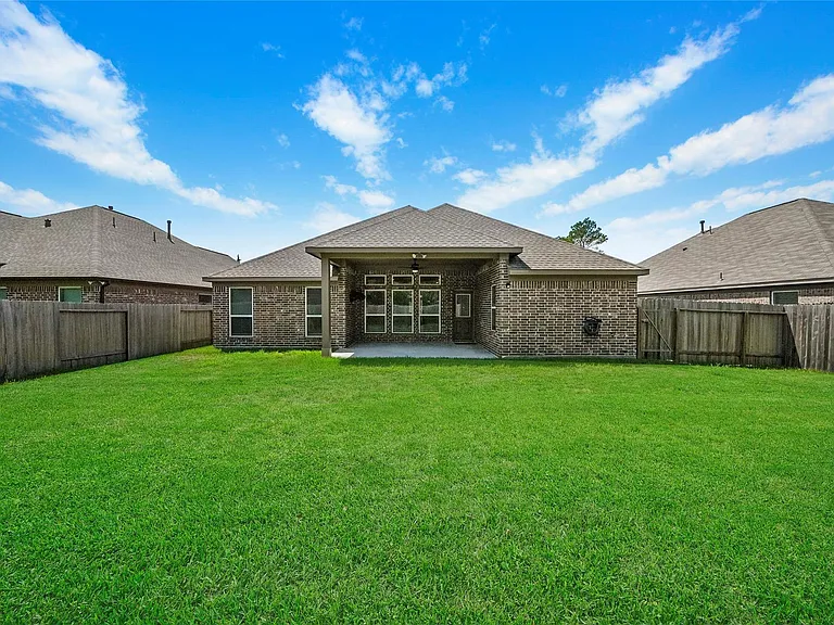 3227 Fairhaven Ln — Photo 30