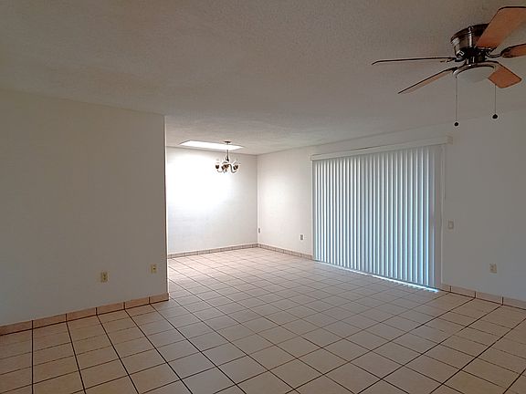 5th image of 881 N Camino De Luz