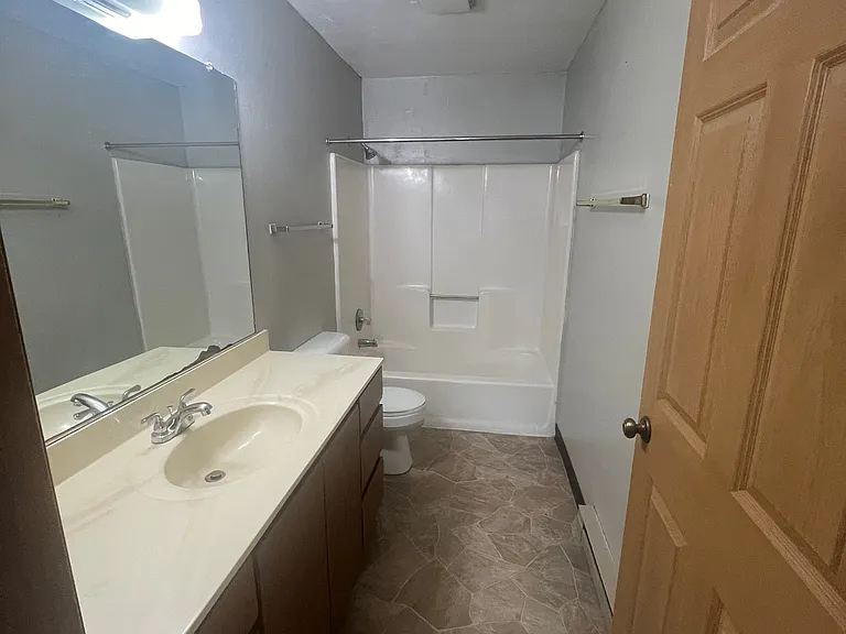 815 Woodland Ave #3 — Photo 6