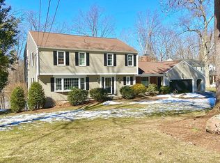 29 Pleasant View Rd, Wilbraham, MA 01095