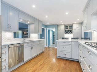 4110 Hiawatha Dr, Madison, WI 53711