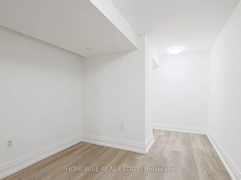 81 Shields Ave #LOWER — Photo 14