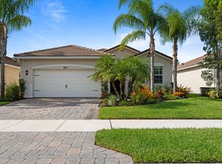 7671 SW Harbor Cove Dr, Stuart, FL 34997