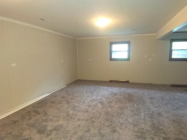 1106 Andover St — Photo 15