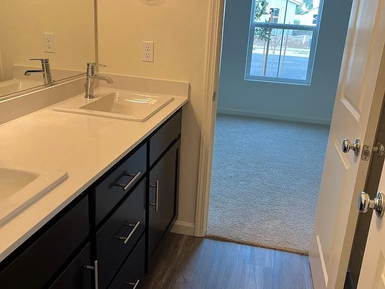 Jack & Jill style Bathroom