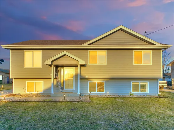310 NE Allison Ave, Elkhart, IA 50073