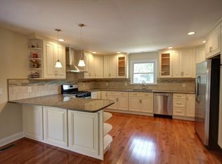 68 E Main St, Alloway, NJ 08001
