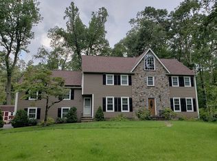 20 Obtuse Rd S, Brookfield, CT 06804