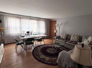 5236 N Oakview St #1E, Chicago, IL 60656