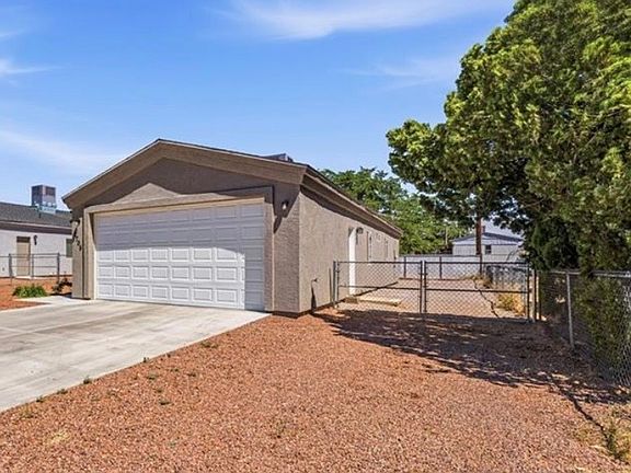 3rd image of 2705 E Ames Avenue