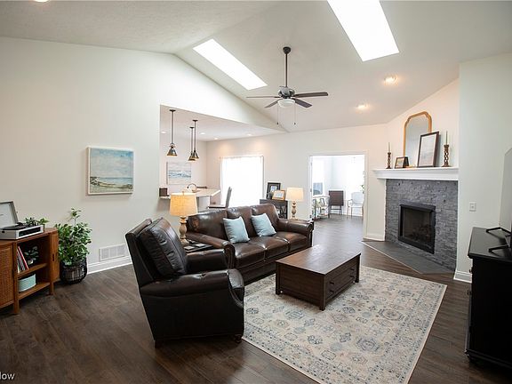 5th image of 3065 Whispering Shores Dr