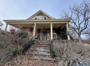 251 Middlebrook Rd, Staunton, VA 24401