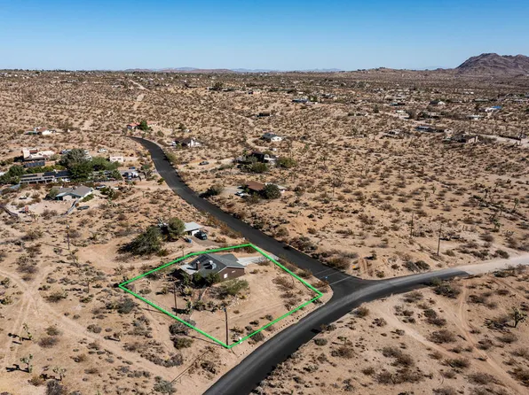 6082 Carmelita Ave, Yucca Valley, CA 92284