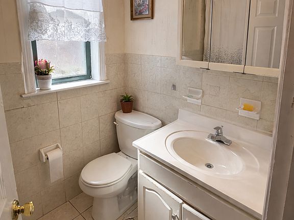 2nd image of 64 Park St APT 103