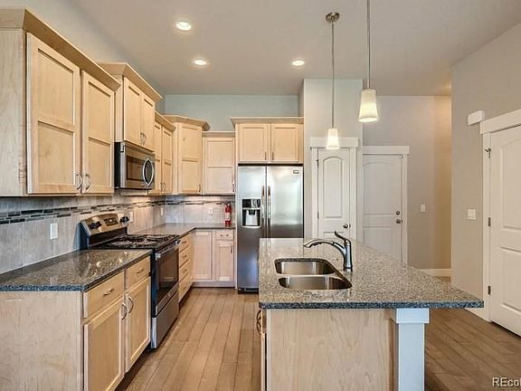4th image of 2165 Montauk Ln