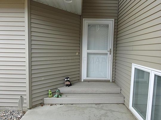 4th image of 1524 19th Ave E