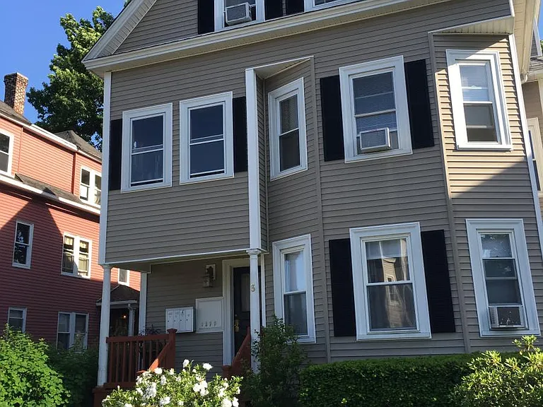 Close to WPI, Becker, MCPHS, Saint Vincent Hospital