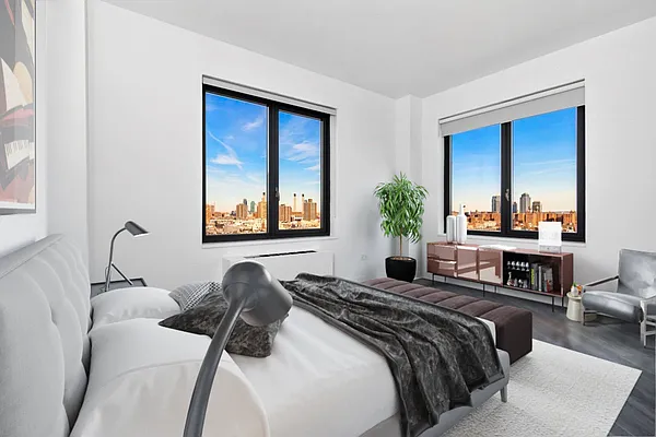 Rented by REAL New York | media 35