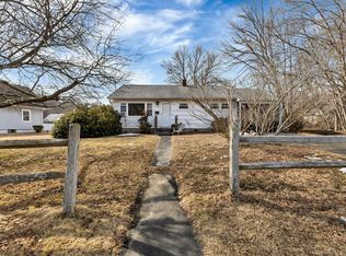 73 Old Farm Rd, Groton, CT 06340