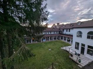 102 Carmel Rd #120, Wheeling, WV 26003