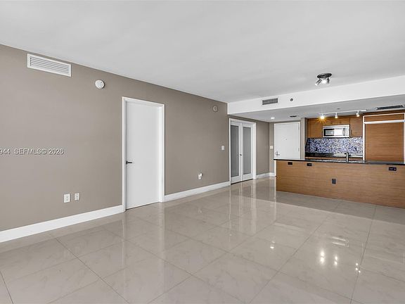 2nd image of 50 Biscayne Blvd APT 4002