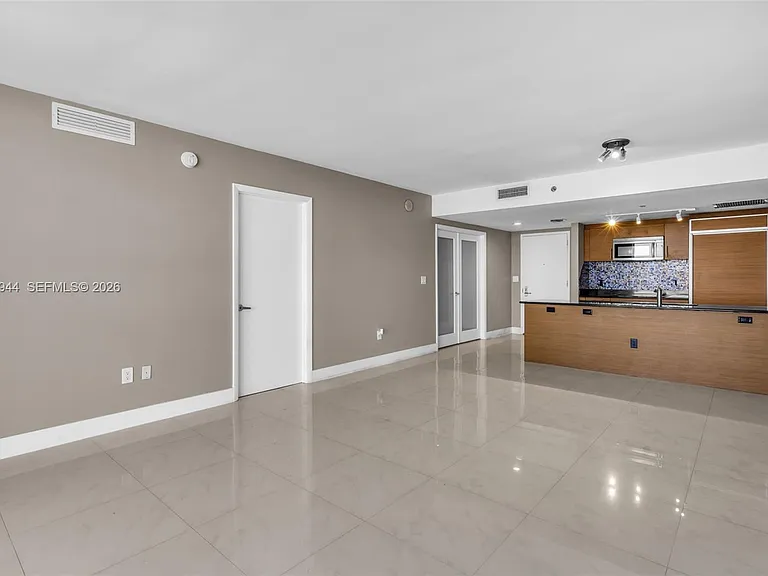 50 Biscayne Blvd #4002 — Photo 2
