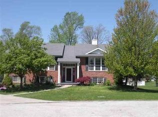 901 N Pheasant Ct, Vincennes, IN 47591