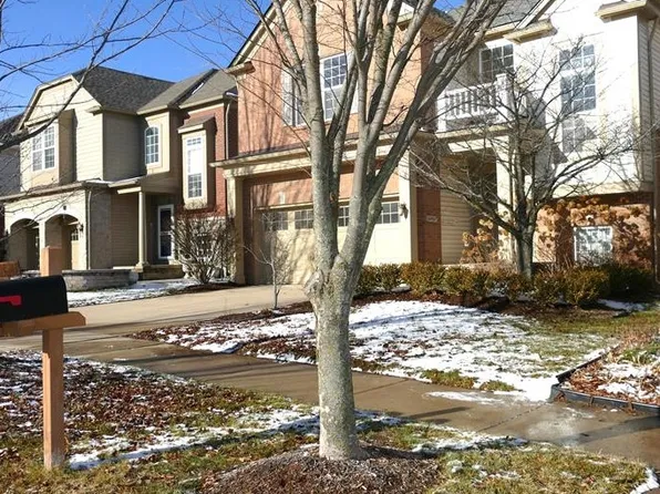 44896 Paine Dr, Novi, MI 48377
