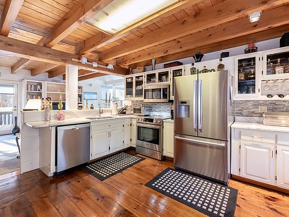 5th image of 490 Meredith Center Road