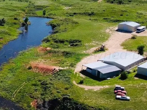 150 Farmers Ln, Fritch, TX 79036