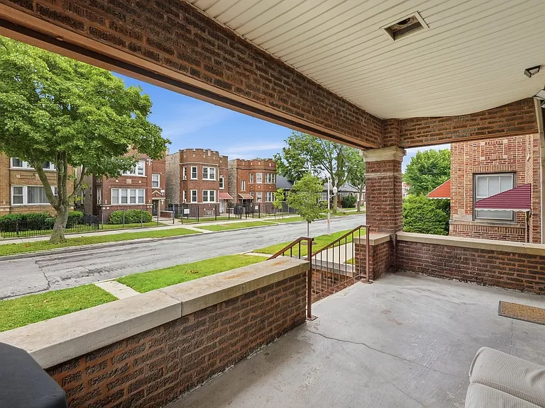 8041 S Laflin St #2 — Photo 4