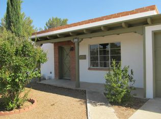 114 E La Soledad, Green Valley, AZ 85614