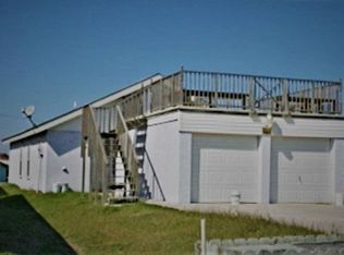 773 Baffin Dr, Port Mansfield, TX 78598