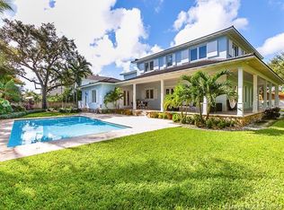 9201 SW 69th Ct, Pinecrest, FL 33156