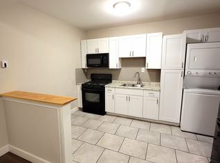5815 Catharine St #B, Philadelphia, PA 19143
