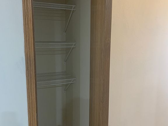 Kitchen pantry