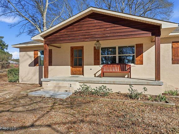 5th image of 518 Walters Rd